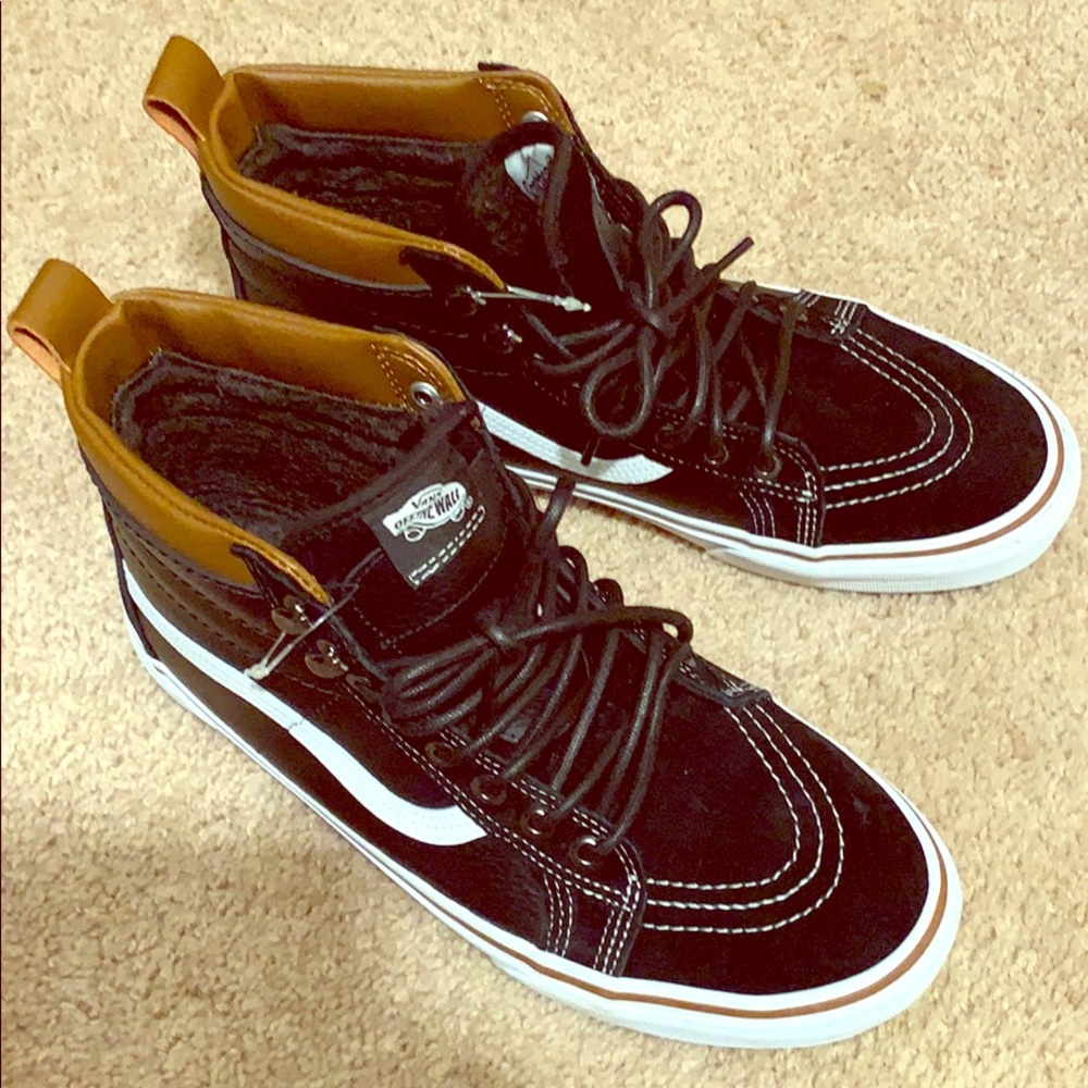 COPY - Vans MTE high tops